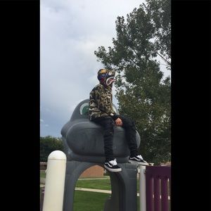 Meet your Posher, Gilbert